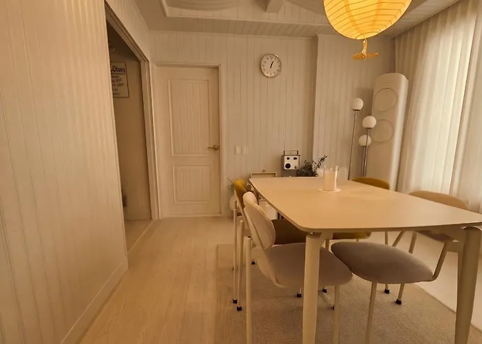 Вилла 4 Beds Gwangalli Big Star *